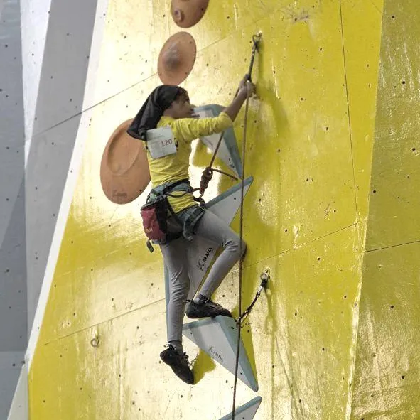 puzzle-pyramid-2 مجموعه حجم سنگنوردی هرم پازلی (Puzzle Pyramid) – ۹ عددی